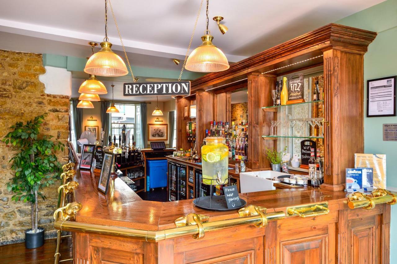 The George Hotel Axminster Zewnętrze zdjęcie